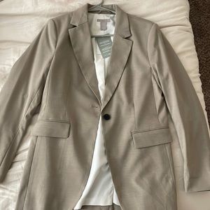 Brand New (with tags) H&M Women’s Tan Blazer Jacket!